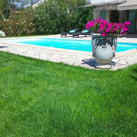 Peaceful In Paul De Vence With Pool